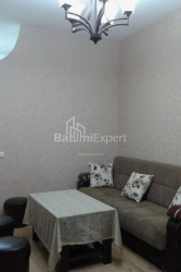 Квартира 3-комн 55 м² - Ніко Піросмані, Батумі