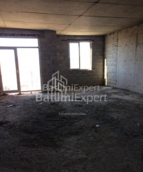 Квартира 3-комн 63 м² - Георгія Леонідзе, Батумі