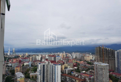 Квартира 2-комн 45 м² - Зураба Горгiладзе, Батумі