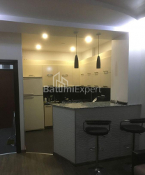 Квартира 2-комн 56 м² - Шерифа Хімшіашвілі, Батумі