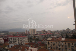 Квартира 3-комн 69 м² - Юр'ївська, Батумі