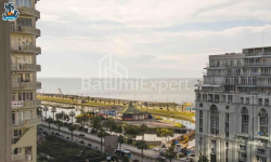 Квартира 3-комн 68 м² - Зураба Горгiладзе, Батумі