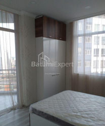 Квартира 74 м² - Ніко Піросмані, Батумі, Грузія
