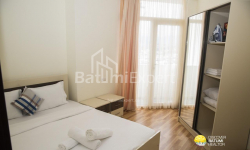 Квартира 2-комн 41 м² - Oлександра Пушкiна, Батумі