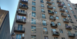 Квартира 2-комн 60 м² - Петра Багратіоні, Батумі