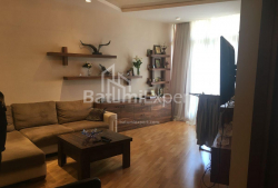 Квартира 3-комн 75 м² - Вахтанга Горгасалі, Батумі