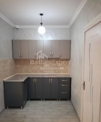 Квартира 1-комн 48 м² - Петра Мелiкiшвiлi, Батумі