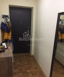 Квартира 3-комн 65 м² - Михайла Лермонтова, Батумі