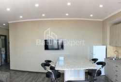 Квартира 2-комн 55 м² - Юр'ївська, Батумі