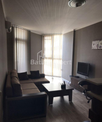 Квартира 3-комн 67 м² - Юсуфа Кобаладзе, Батумі