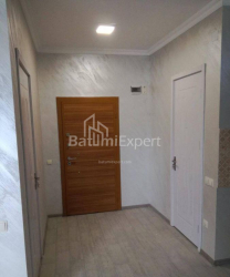 Квартира 3-комн 48 м² - Петра Мелiкiшвiлi, Батумі