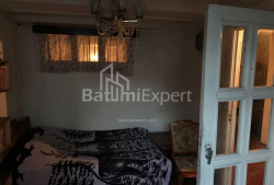 Квартира 5-комн 112 м² - Петра Мелiкiшвiлi, Батумі