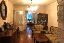 Квартира 5-комн 112 м² - Петра Мелiкiшвiлi, Батумі