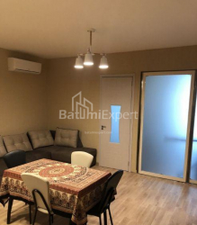 Квартира 3-комн 57 м² - Вахтанга Горгасалі, Батумі