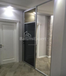 Квартира 4-комн 126 м² - Юсуфа Кобаладзе, Батумі