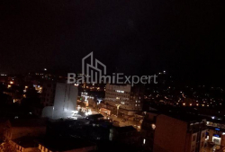 Квартира 3-комн 48 м² - Петра Мелiкiшвiлi, Батумі