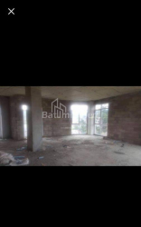Квартира 4-комн 83 м² - Генерала Аслана Абашидзе, Батумі