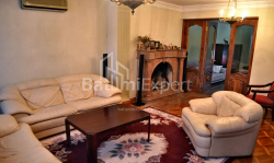 Квартира 6-комн 140 м² - Юр'ївська, Батумі