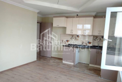 Квартира 4-комн 75 м² - Петра Мелiкiшвiлi, Батумі