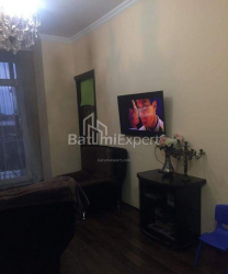 Квартира 3-комн 70 м² - Царя Парнаваза, Батумі