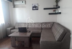 Квартира 3-комн 62 м² - Шерифа Хімшіашвілі, Батумі