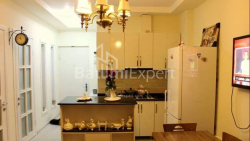 Квартира 3-комн 50 м² - Вахтанга Горгасалі, Батумі