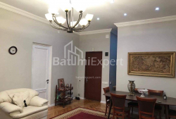 Квартира 5-комн 115 м² - Юр'ївська, Батумі