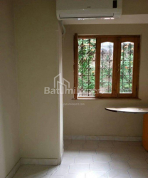Квартира 3-комн 92 м² - 26 травня, Батумі