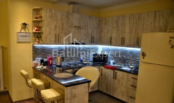 Квартира 3-комн 80 м² - Руставелі, Батумі