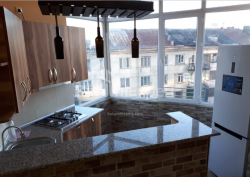Квартира 3-комн 72 м² - Михайла Лермонтова, Батумі