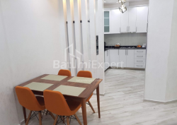 Квартира 3-комн 68 м² - Юсуфа Кобаладзе, Батумі