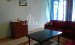 Квартира 3-комн 80 м² - Шерифа Хімшіашвілі, Батумі