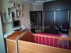 Квартира 2-комн 50 м² - Вахтанга Горгасалі, Батумі
