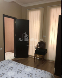 Квартира 65 м² - Зураба Горгiладзе, Батумі, Грузія
