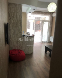 Квартира 65 м² - Зураба Горгiладзе, Батумі, Грузія