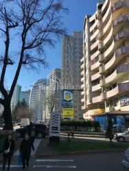 Квартира 6-комн 380 м² - Зураба Горгiладзе, Батумі