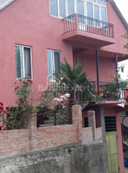 Приватний будинок 6-комн 1830 м² - Агмашенебелі, Чакві