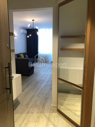 Квартира 3-комн 61 м² - Іллі Чавчавадзе, Батумі