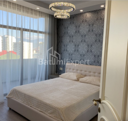 Квартира 82 м² - Еквтіме Такаішвілі, Батумі, Грузія