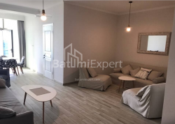 Квартира 2-комн 67 м² - Шерифа Хімшіашвілі, Батумі