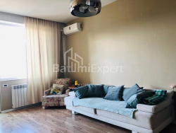 Квартира 2-комн 63 м² - Хайдара Абашидзе, Батумі