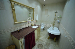 Квартира 3-комн 84 м² - Руставелі, Батумі