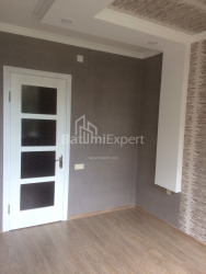 Квартира 2-комн 47 м² - Юсуфа Кобаладзе, Батумі