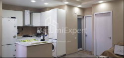 Квартира 3-комн 65 м² - Давида Агмашенеблі, Батумі