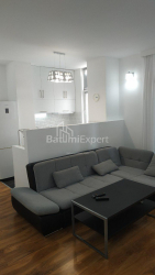 Квартира 3-комн 82 м² - Oлександра Пушкiна, Батумі