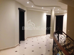 Приватний будинок 1000 м² - Петре Ибери, Гоніо, Грузія