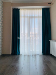 Квартира 2-комн 48 м² - Зураба Горгiладзе, Батумі