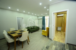 Квартира 4-комн 91 м² - Зураба Горгiладзе, Батумі