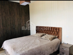 Квартира 3-комн 85 м² - Петра Багратіоні, Батумі
