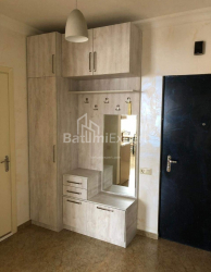 Квартира 2-комн 50 м² - Зураба Горгiладзе, Батумі